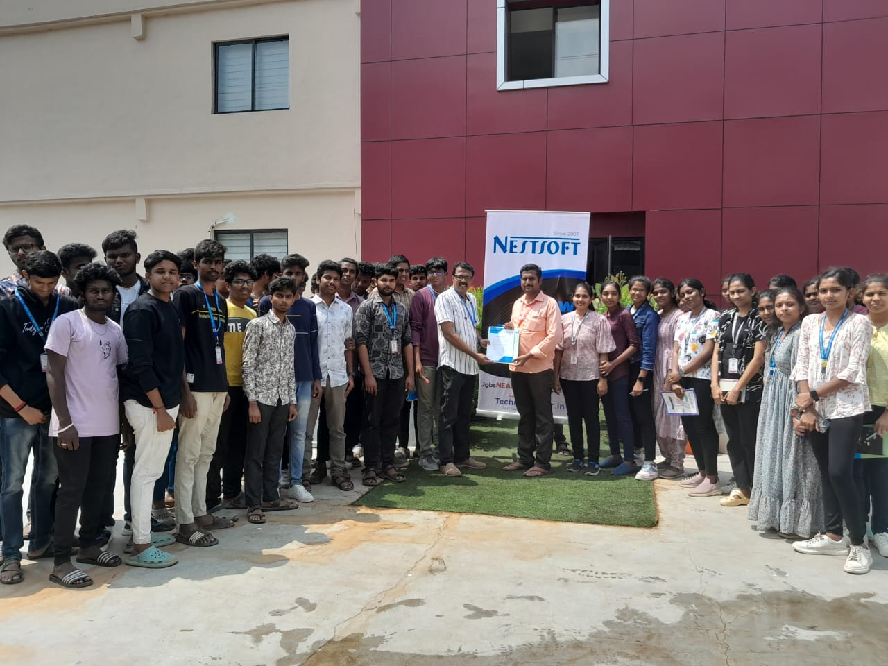 Internship/projects in noida